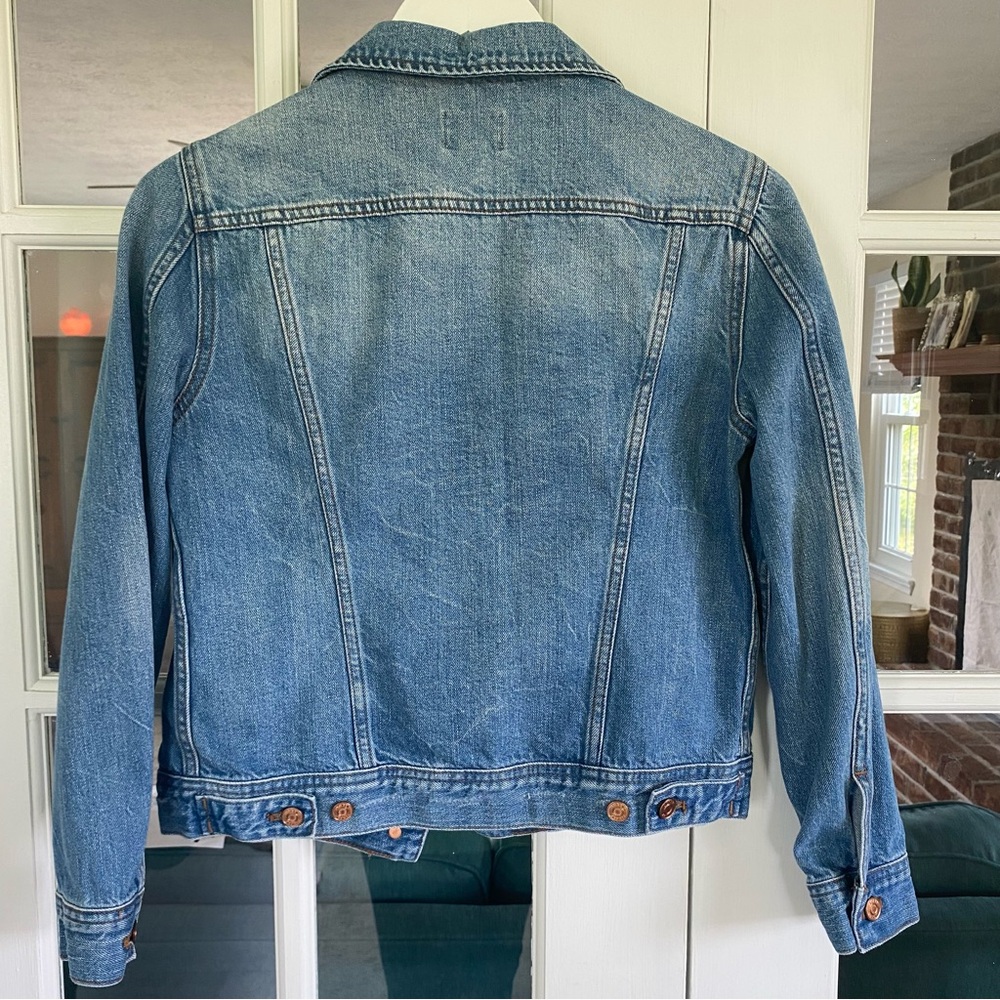 J. Crew 100% Cotton Jean Jacket Small Light Wash Blue - Picture 3 of 12